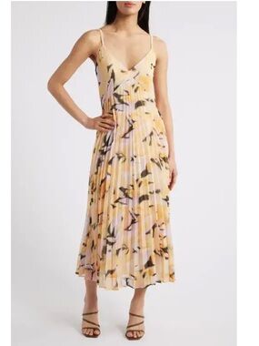 Chelsea28 Pale Yellow Floral Pleated Midi Dress